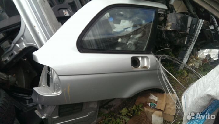 Заднее крыло (четверть) BMW e39