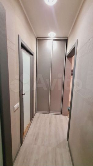 2-к. квартира, 52 м², 10/17 эт.