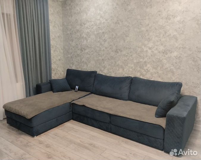 Большой угловой диван