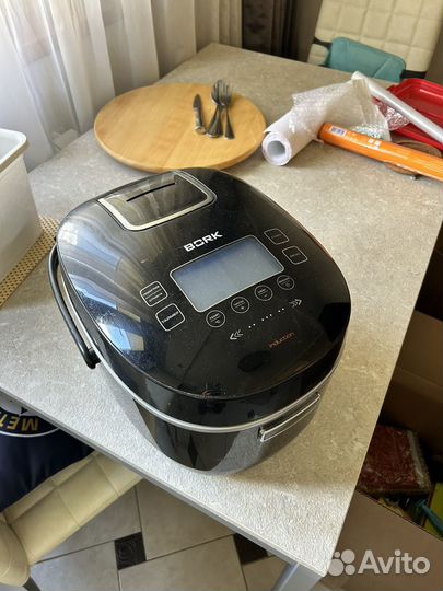 Мультиварка bork u600