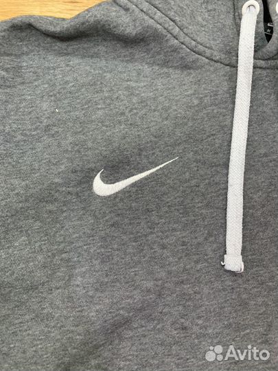 Базовое мужское худи Nike S-M