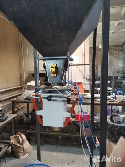 Дозатор весовой дв-3Г гравитационный