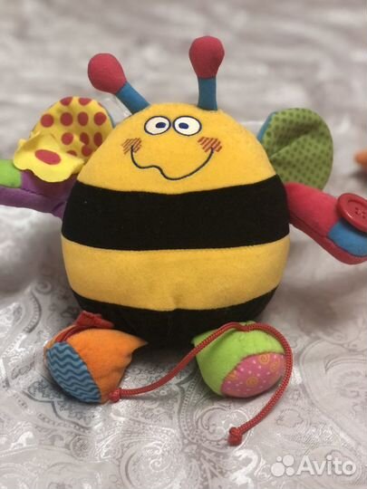 Развивающие игрушки для малышей