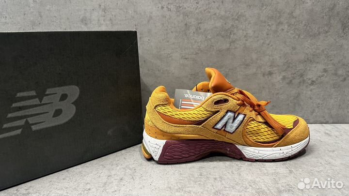 Кроссовки new balance nb 2002r