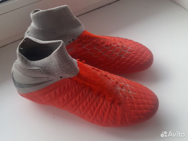 Бутсы nike hypervenom