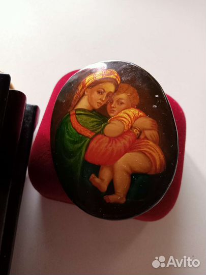 Палех брошь