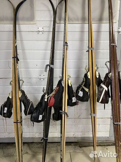 Беговые лыжи деревянные