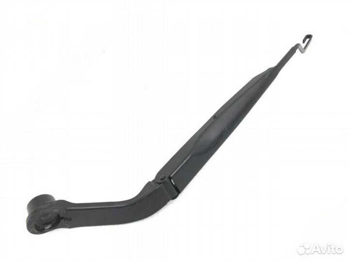 Поводок стеклоочистителя правый Mitsubishi