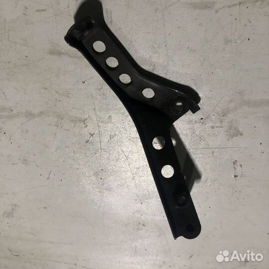 Кронштейн пластика для Honda CBR929RR