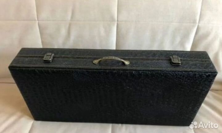 Набор шампуров в чемодане 