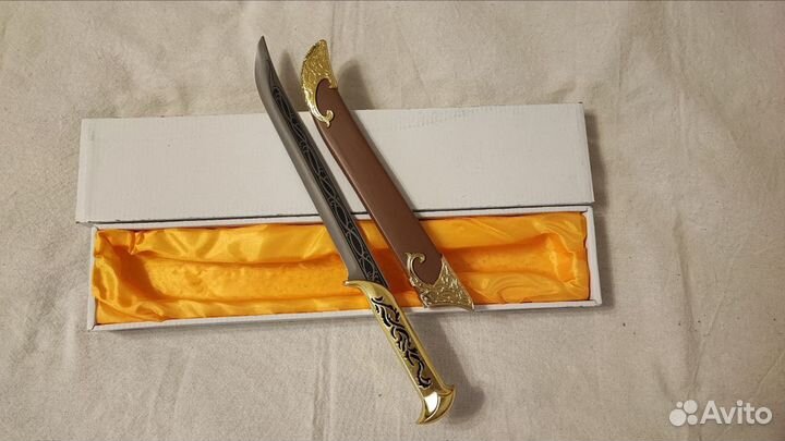 Кинжал сувенирный 