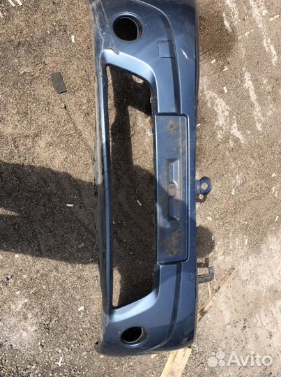 Бампер на Рено Сандеро 1