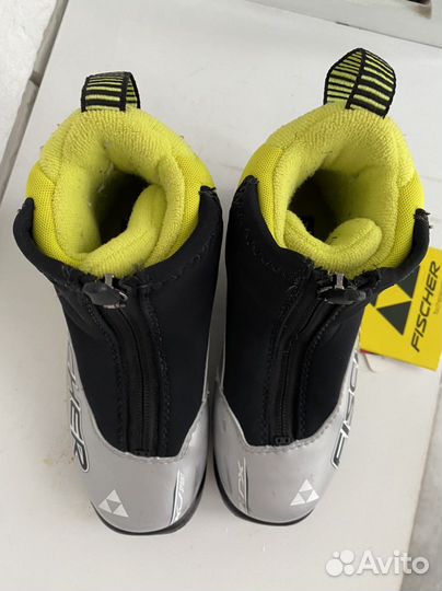 Лыжные ботинки fischer 30