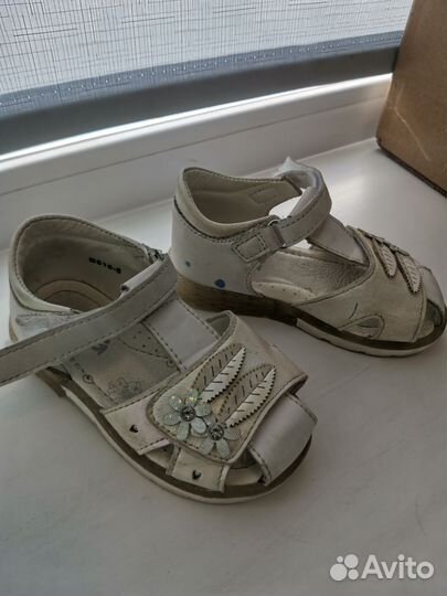 Босоножки для девочки 26 размер