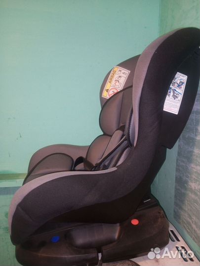 Автомобильное кресло