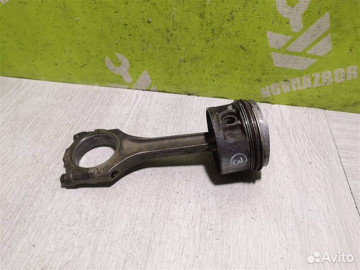 Поршень с шатуном Фольксваген Гольф 3 Венто