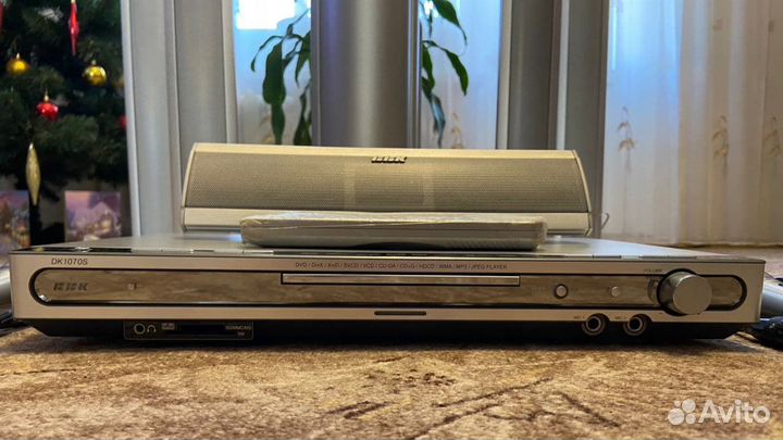 Домашний DVD-театр DK1070S