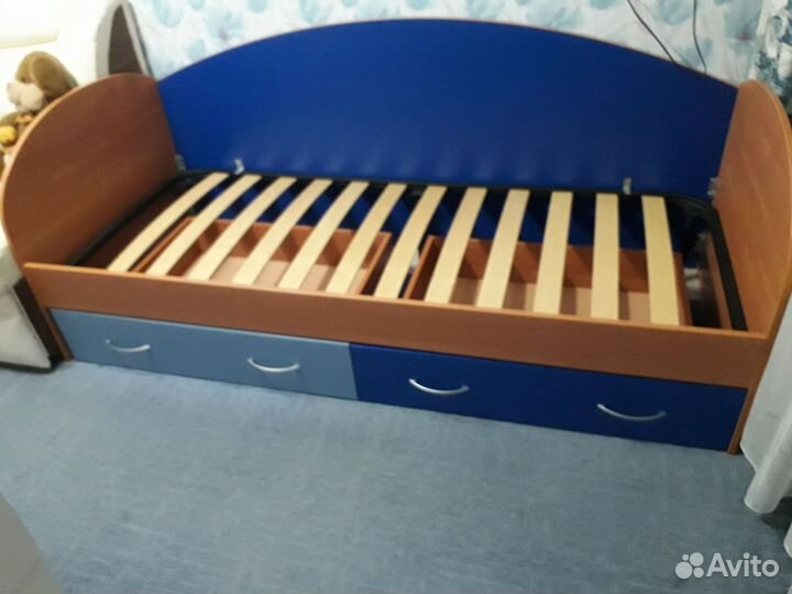 Детский набор мебели