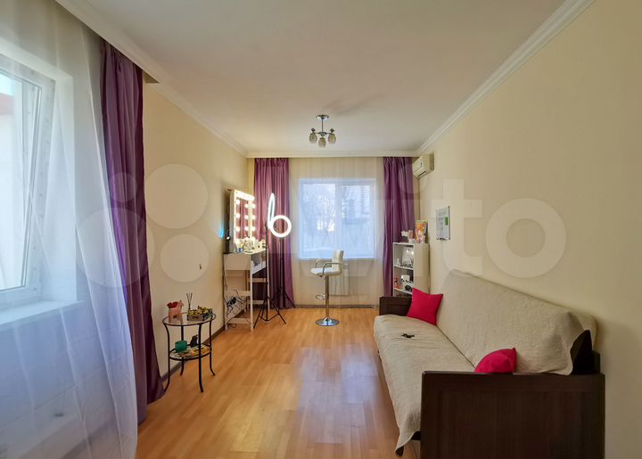 2-к. квартира, 72,3 м², 1/5 эт.