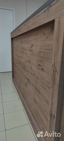 Барная стойка. Ресепшн