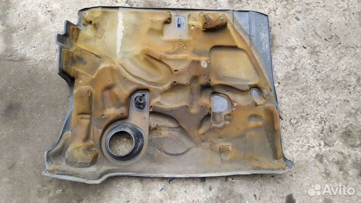 Накладка на двигатель Toyota mark x grx 120