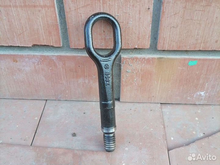 Буксировочный крюк volkswagen