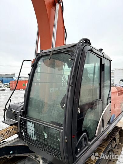 Гусеничный экскаватор Hitachi ZX210K-5A, 2021