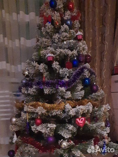 Ель искуственная заснеженная