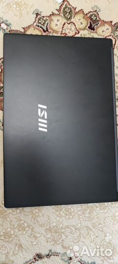 Ноутбук Msi modern 15
