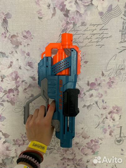 Nerf пистолет