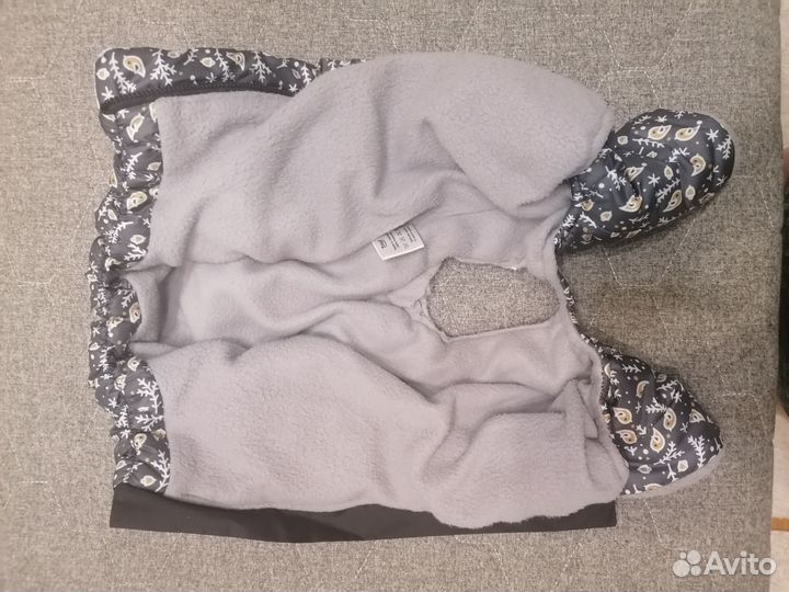 Зимний комбинезон для маленькой собаки