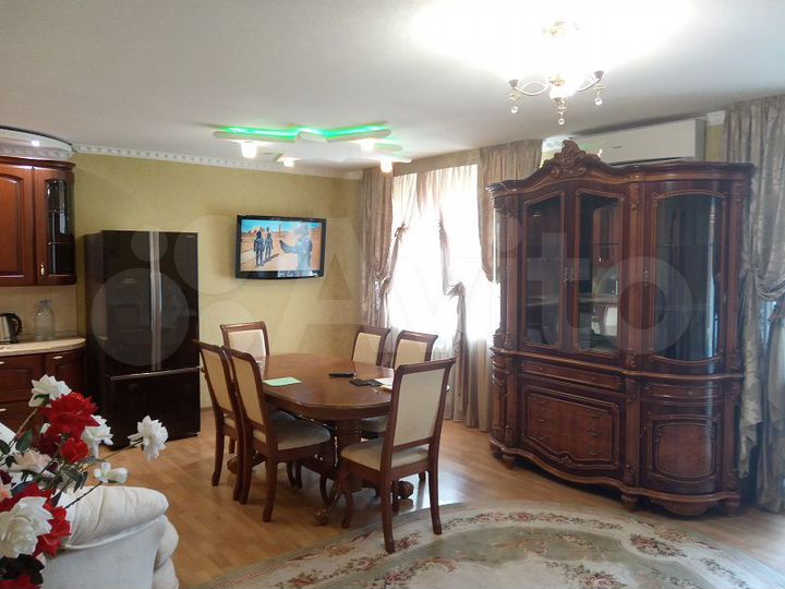 3-к. квартира, 84 м², 14/17 эт.