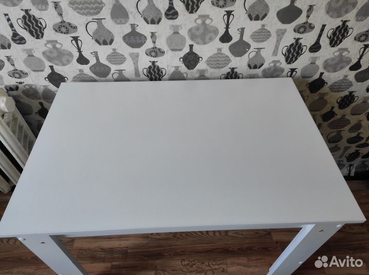 Кухонный стол