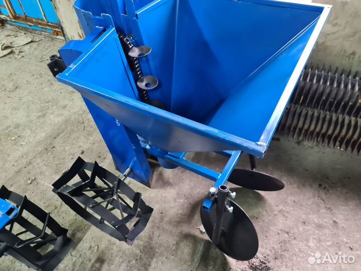 Картофелесажалка ROSSEL КС-01-01, 2023