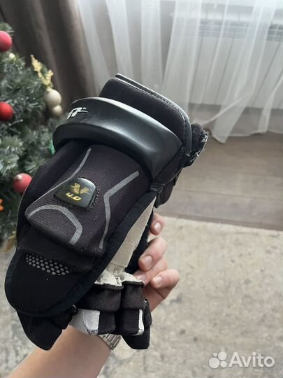 Краги хоккейные размер 15 бу