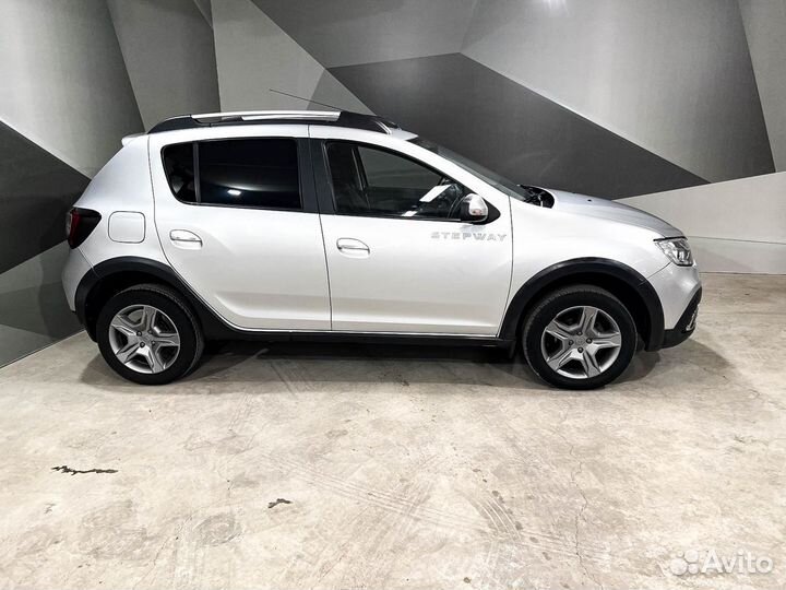 Renault Sandero Stepway, 2020