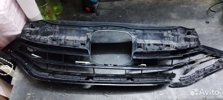 Решетка радиатора Honda shuttle