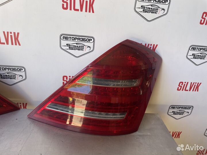 Задний правый левый фонарь mercedes 221