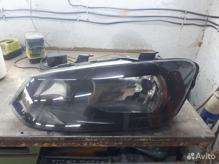 Фара volkswagen polo левая
