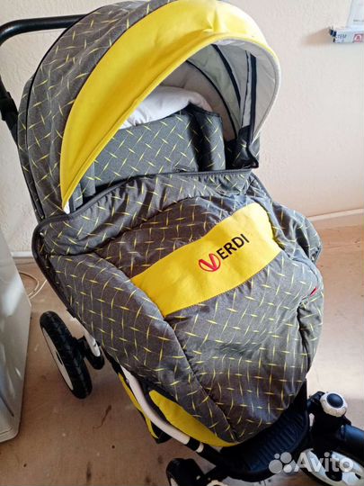 Коляска прогулочная Verdi Smart в состоянии новой