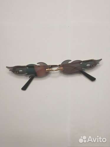 Солнцезащитные очки в виде огня