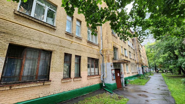 Комната 20 м² в 4-к., 4/4 эт.