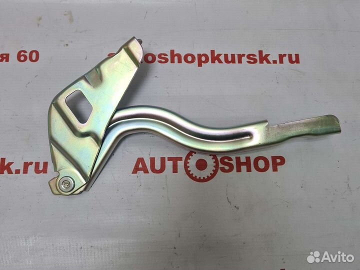 Петля капота левая Hyundai Solaris Хендай Солярис