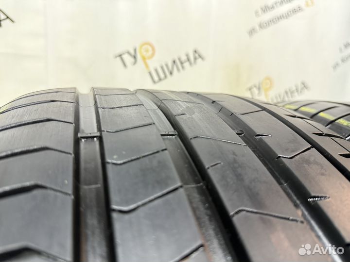 Pirelli P Zero PZ4 275/30 R21 98Y