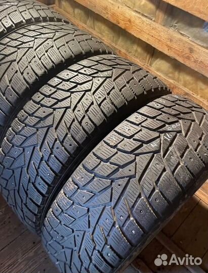 Dunlop SP Winter Ice 02 285/65 R17