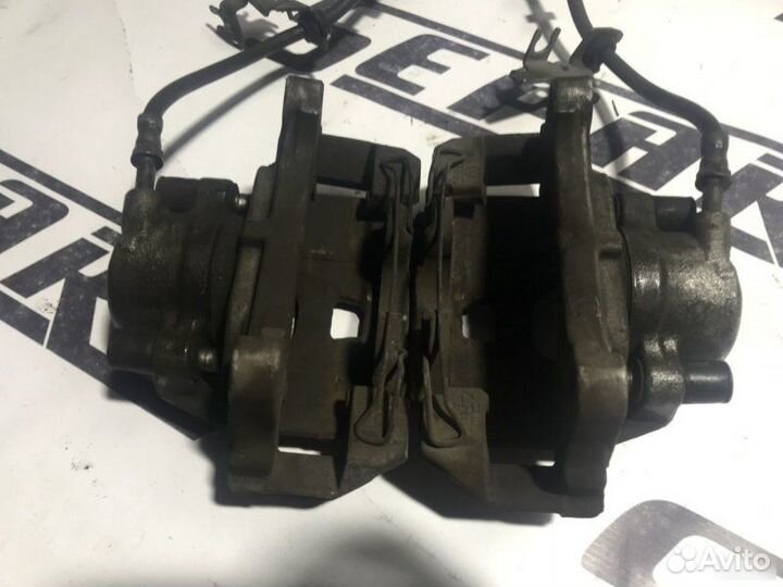 Суппорт передний Audi A4 B8 CDH