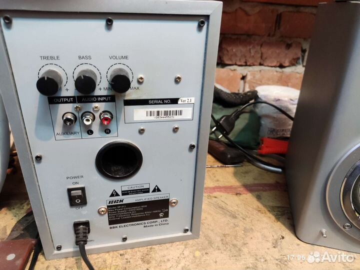 Колонки BBK 2.0