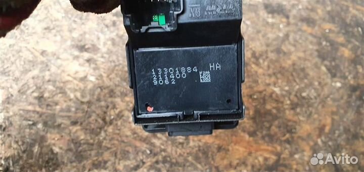 Кнопка стеклоподъемника Opel Insignia 2008-2017