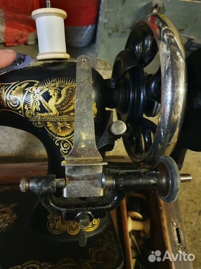 Швейная машинка