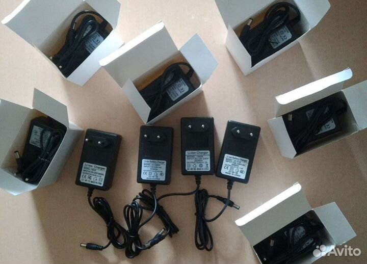 Зарядное устройство для Li-Ion8.4V-12.6V-16.8V-21V